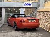 Rolls-Royce Dawn Black Badge - Rolls-Royce mit Benzin-Antrieb: Cabrio