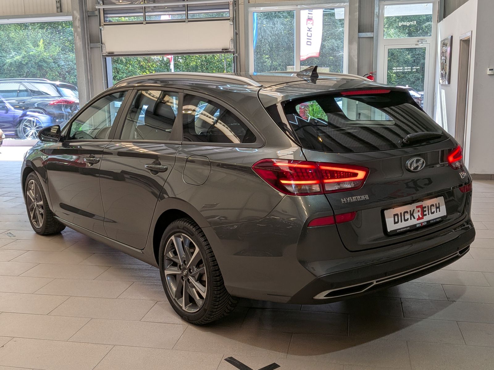 Fahrzeugabbildung Hyundai i30 1.5 T-GDI DCT Trend MHEV Cam Navi LED-Paket