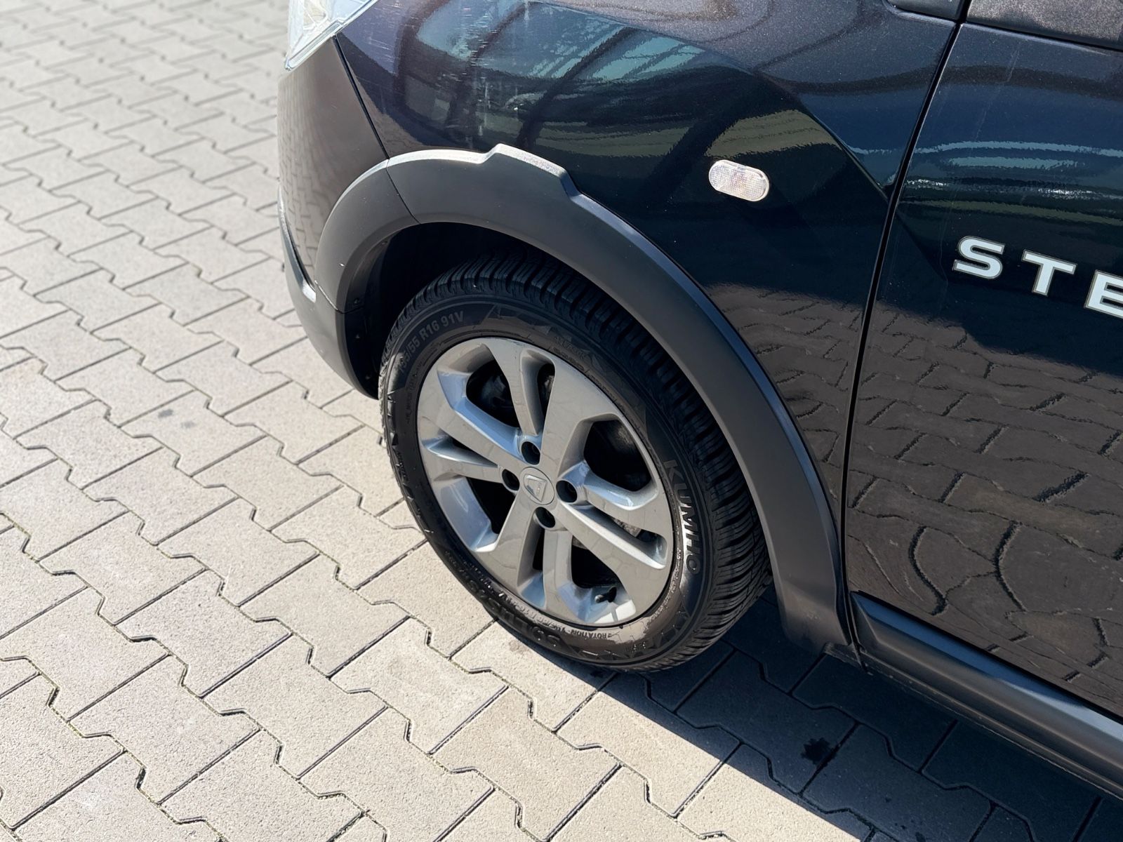 Dokker Stepway 1.2 TCE Navi Klima Alufelgen