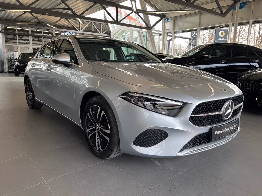 Mercedes-Benz A-Class Avandced Kamera Distronic VolldigiDisplay, миниатюра 4