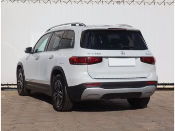 Mercedes GLB 250 - 4