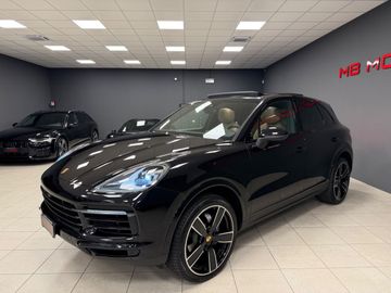 Porsche Cayenne - 3