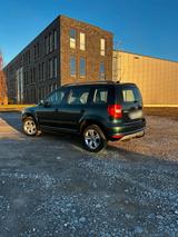 Skoda Yeti 2.0 TDI 4x4 / AHK - Skoda Yeti: Grün