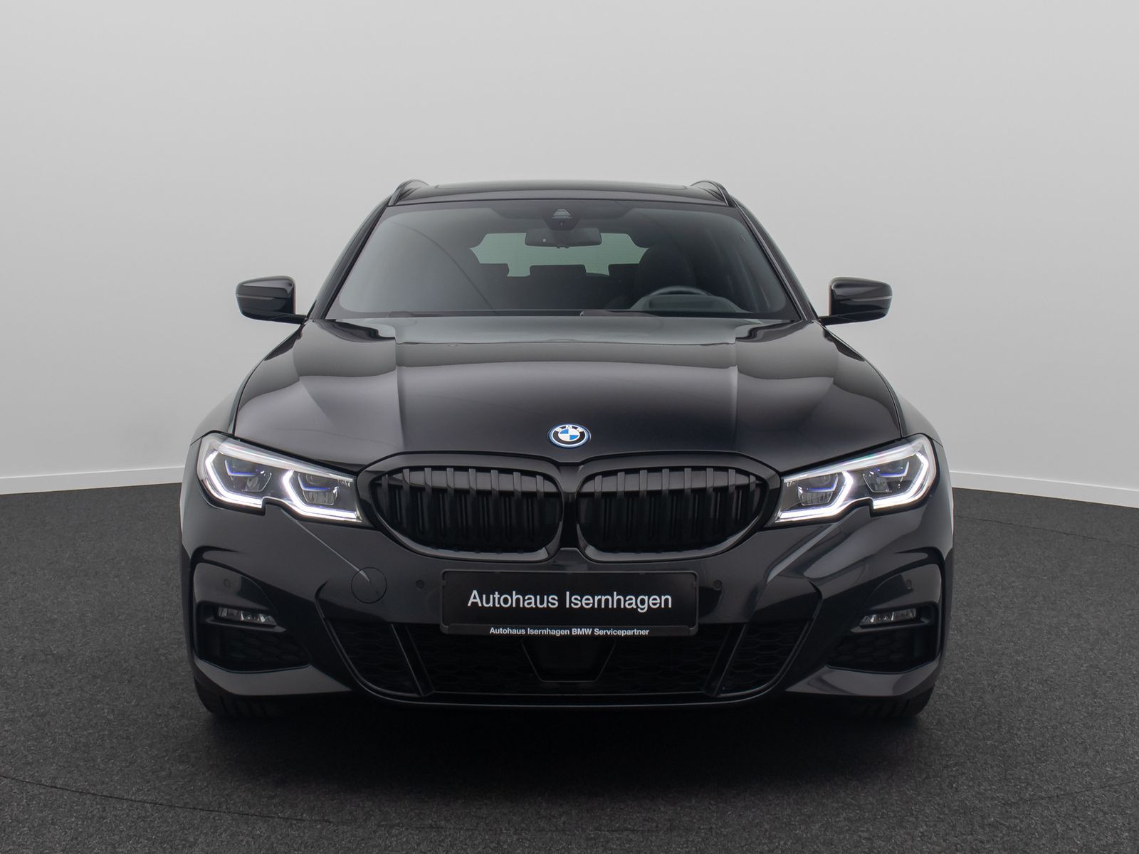 Fahrzeugabbildung BMW 330e M Sport DAB Laser HUD AHK Kamera Panorama