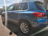 Volkswagen VW TIGUAN zu verkaufen - Volkswagen Tiguan mit Benzin-Antrieb: Kombi