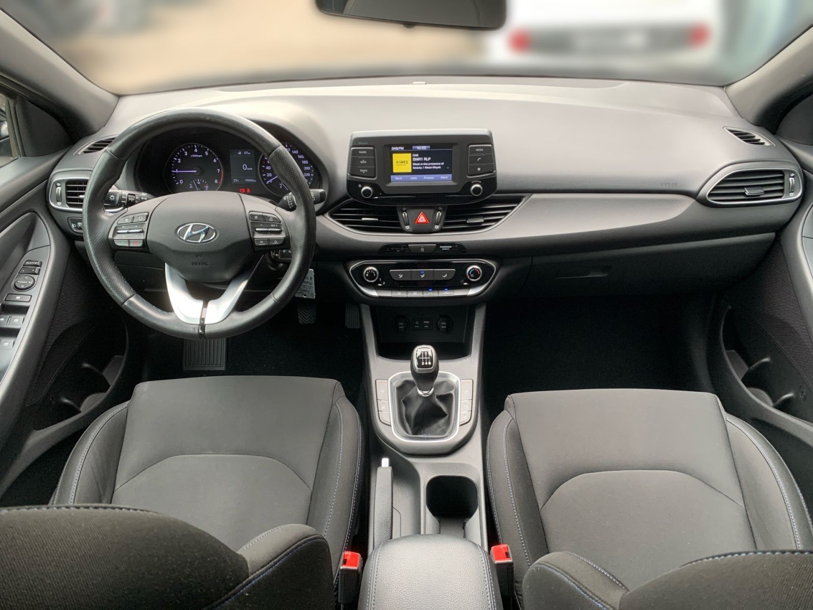 Fahrzeugabbildung Hyundai i30 1.0 T-GDI Passion Kamera 8x bereift