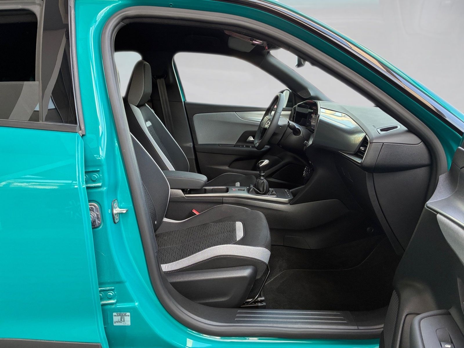 Fahrzeugabbildung Opel Mokka 1.2 Turbo Edition Kamera,LED,Navi,SHZ,ACC