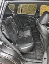 Toyota RAV 4    4x4  in   Sehr gute zustand - gebrauchte Toyota RAV 4 aus dem Jahr 2012