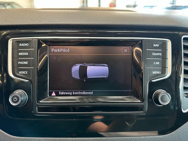 MYAUTOCENTER – Gebraucht- und Jahreswagen mit Werkstattservice in Pfaffenhofen Volkswagen Golf *1-HAND*TÜV:228*PANO*AHK*TEMPO*NAVI*PDC*