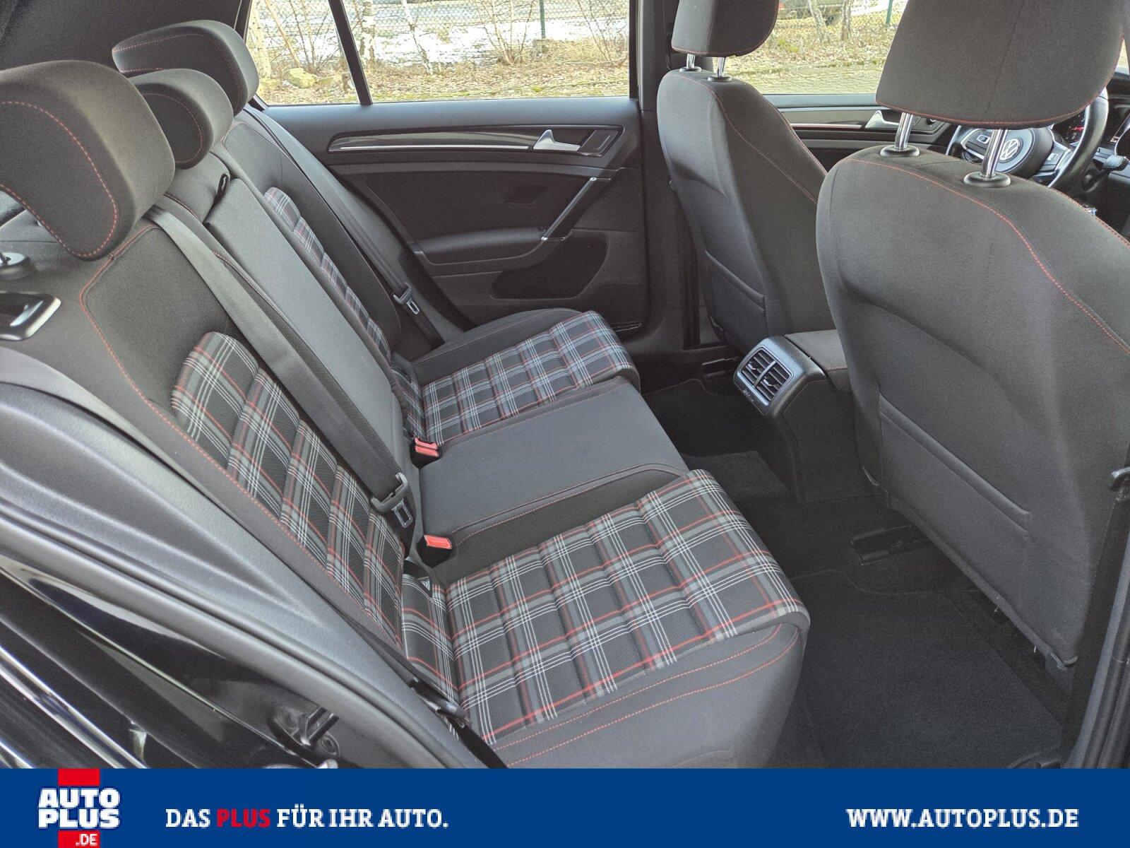 Volkswagen Golf GTI Performance PDC+SITZHZG+XENON+1. HAND+G