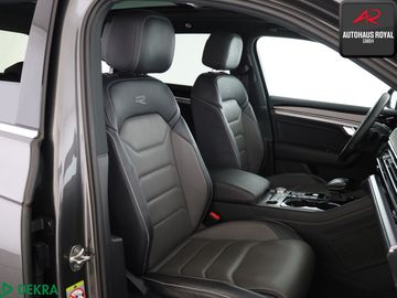 Volkswagen Touareg - 11