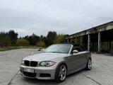 BMW 135i Cabrio - AUTOMATIC - mit Benzin-Antrieb: Beige, Vollleder, Cabrio