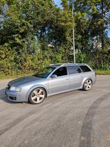 Audi RS6 4.2 tiptronic quattro Avant - - Audi RS6: 4.2