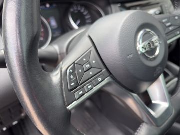 Nissan Qashqai N-Connecta 1,3 Pano*Navi*360*Kamera*LED*