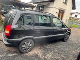 Opel Zafira 1.8 16V Comfort Comfort - Opel Zafira: Comfort