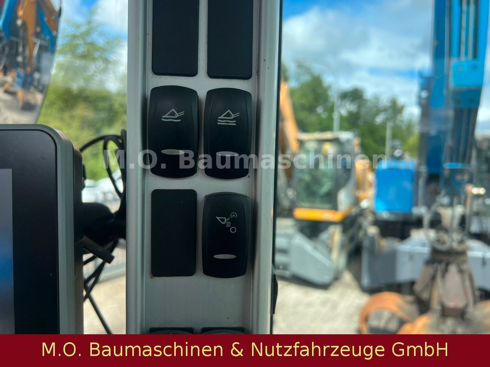 Fahrzeugabbildung Volvo L 70 H / SW / 3 Steuerkreis /AC /BSS/ZSA/ Waage/