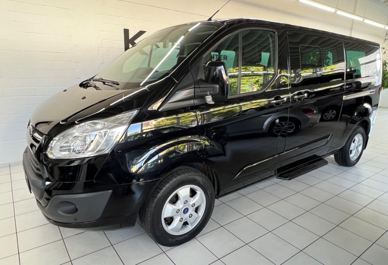 Ford Tourneo Custom 310 L2 Lang Titanium 8 Sitzer
