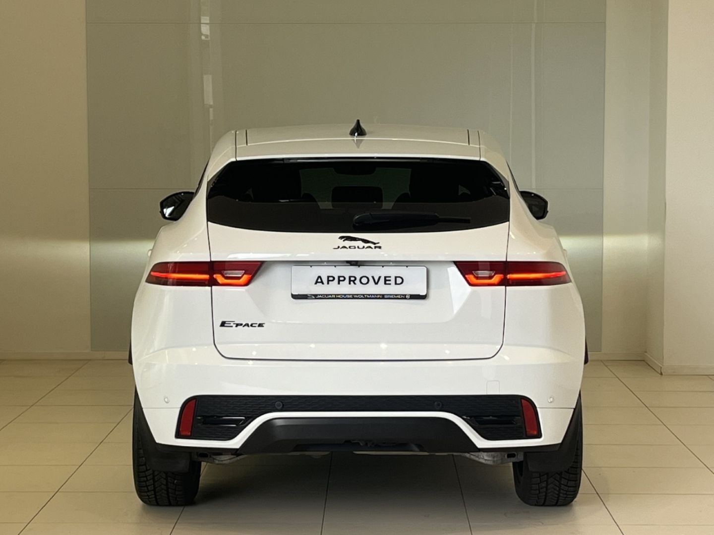 Fahrzeugabbildung Jaguar E-Pace D200 R-Dynamic SE AWD HUD/AHK elk.