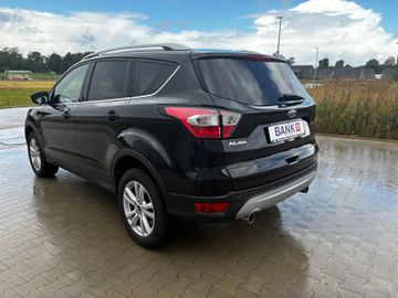 Ford Kuga - 4