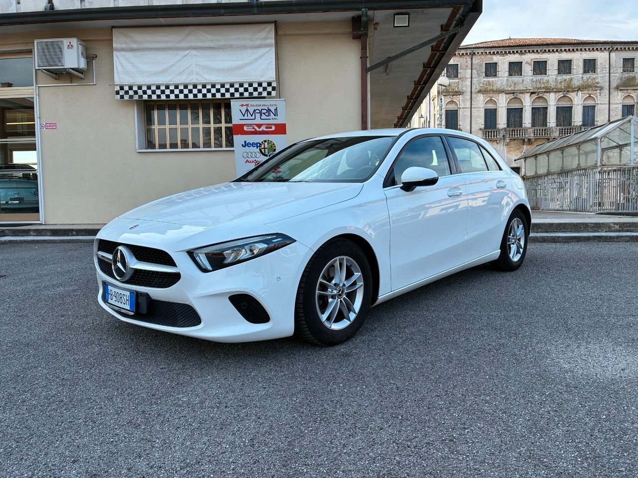 MERCEDES-BENZ Mercedes-benz A 180d Automatic *SUPER PROMO*