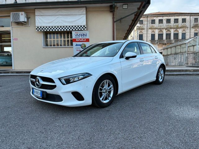 MERCEDES-BENZ Mercedes-benz A 180d Automatic *SUPER PROMO*