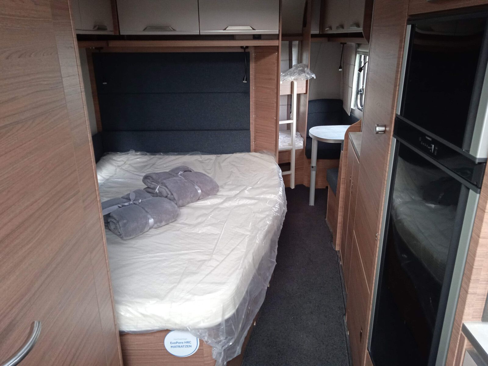 Fahrzeugabbildung Knaus Sport 650 UFK 10998,- EUR Sondernachlass