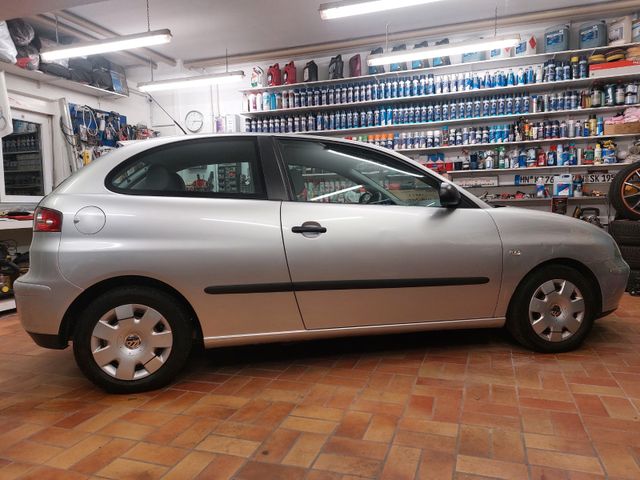 Seat Ibiza 1.2*8FACH*CD*USB*2'HAND*2xEFH*EURO4