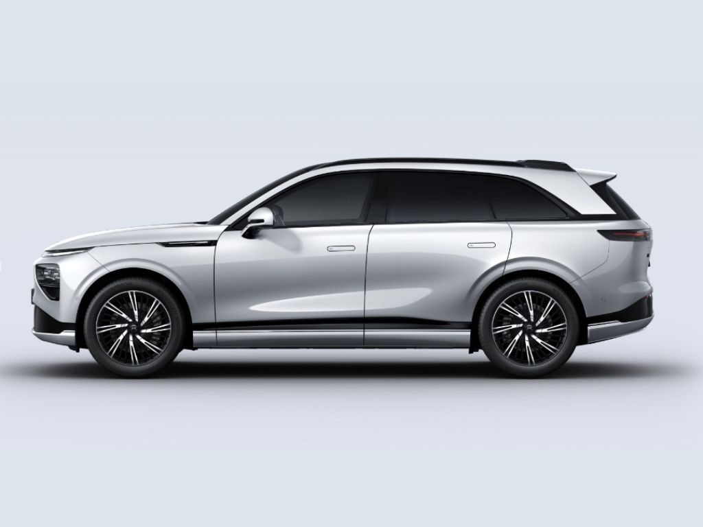 XPENG G9