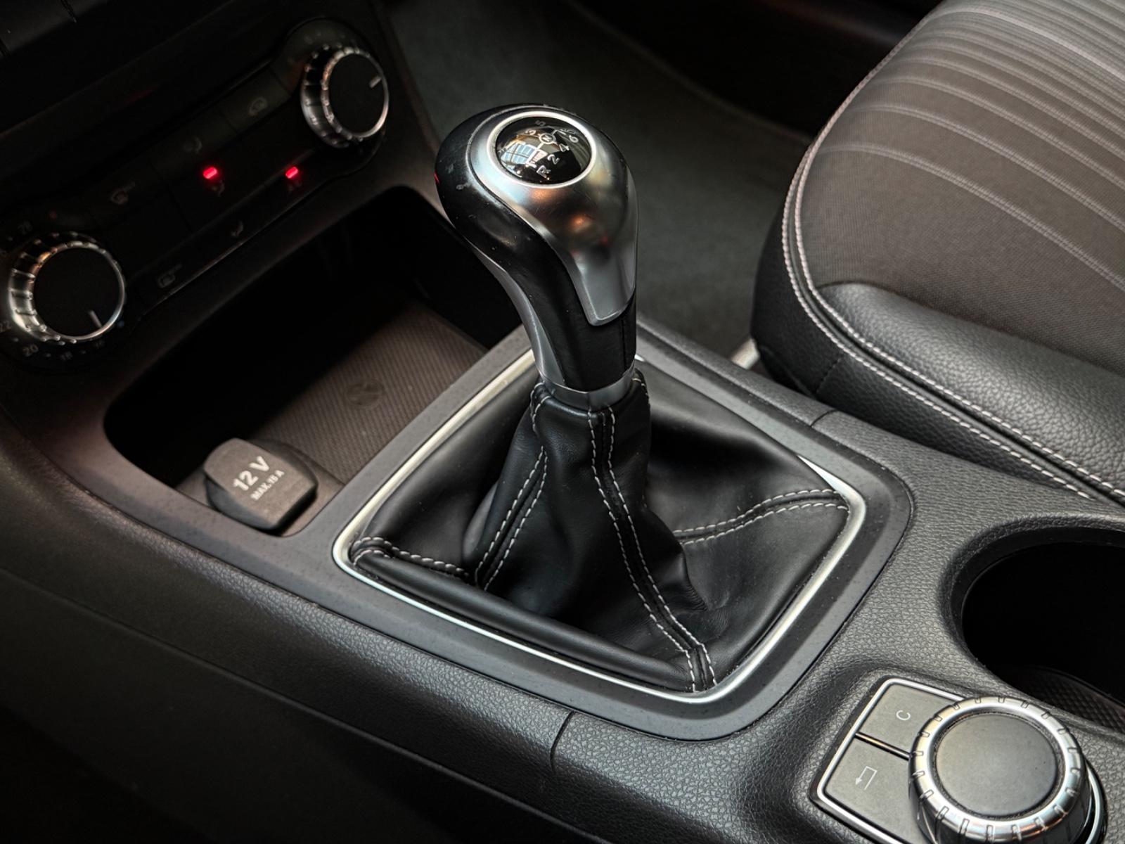 Mercedes-Benz B180|SHZ|PDC|Klimaanlage|Xenon|2.Hand|Bluetooth