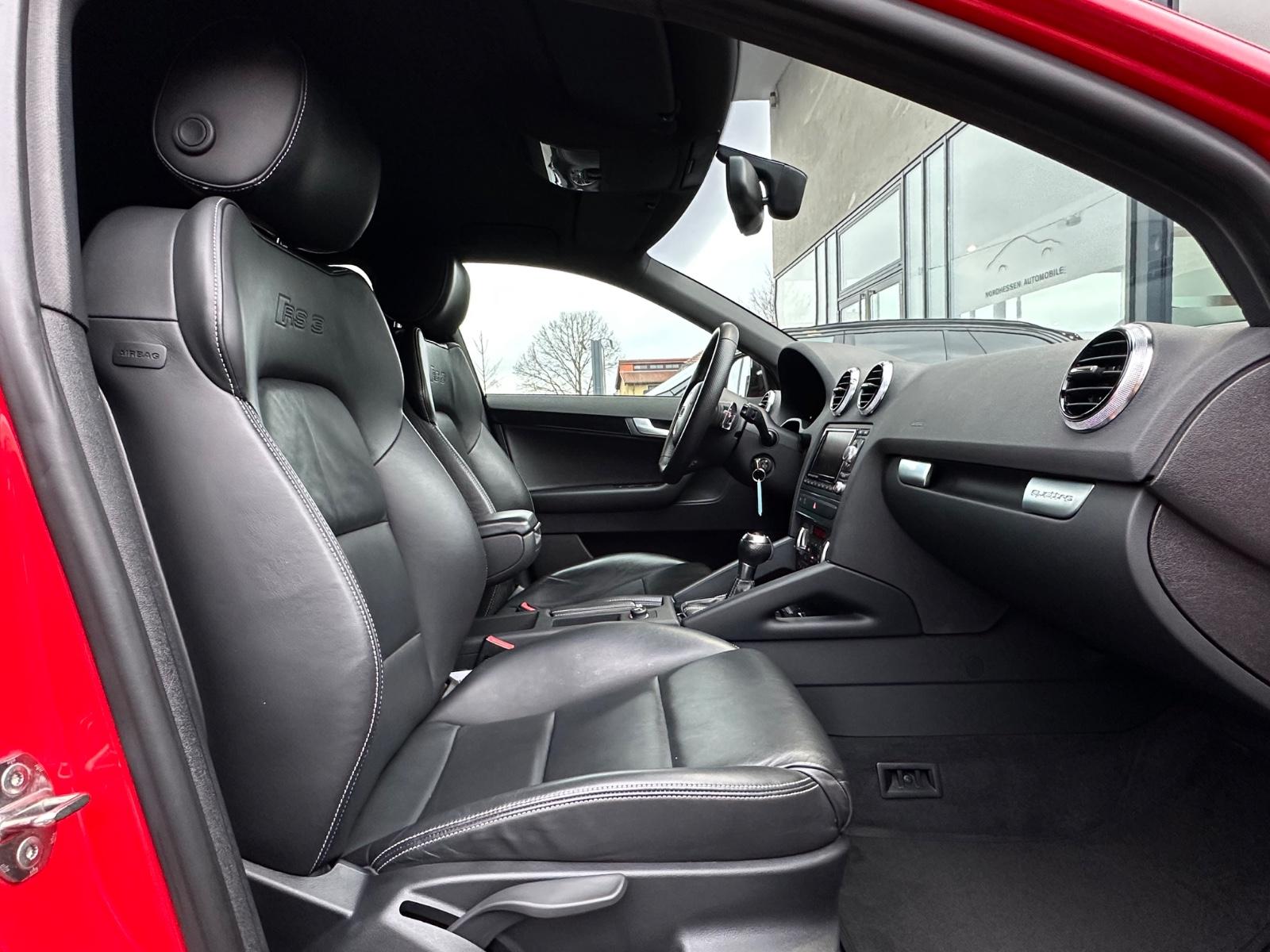 AUDI RS3 SPORTBACK 2.5 TFSI QUATTRO 340ch - S TRONIC - MMI NAVIGATION PLUS - CUIR - JANTES 19"