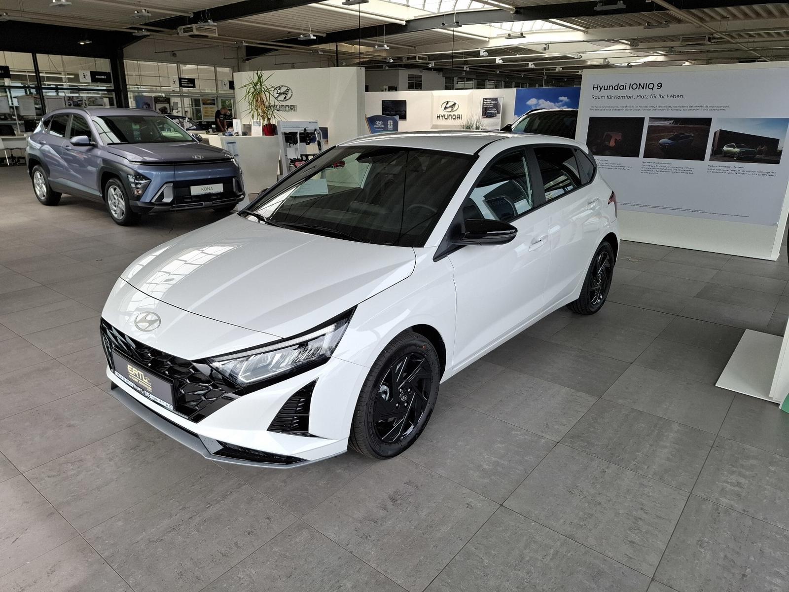 Hyundai i20 FL (MY26) 1.0 T-GDI (90 PS) 6-MT Blackline