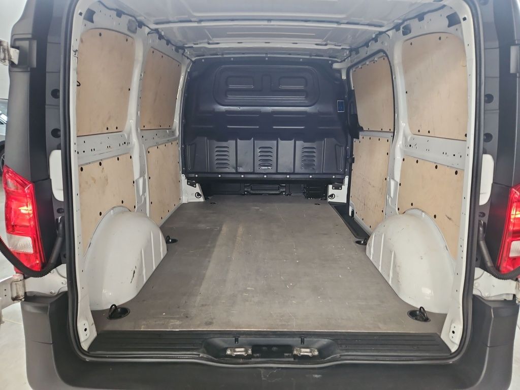 Fahrzeugabbildung Mercedes-Benz Vito 116 Kasten kompakt 2 Sitze AHK PTS Flügelt.