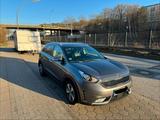Kia Niro 1.6 GDI Hybrid Spirit Kamera*Scheckheft*ACC - Kia Niro von privat
