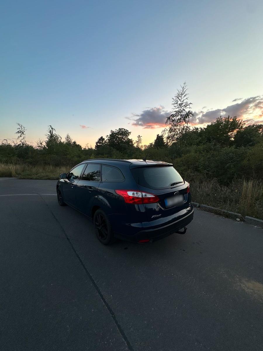 Ford Focus 2012 — photo 5