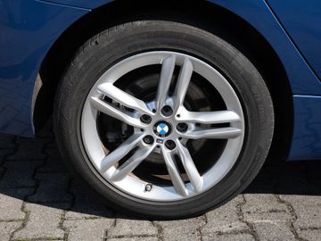 BMW 225 Active Tourer - 9