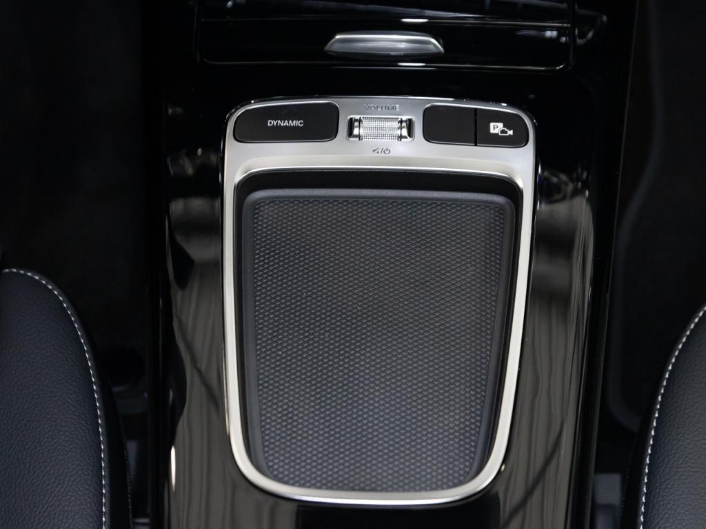 Mercedes-Benz A 250 4M Special Edition AMG *360*Pano*Memo*TotW