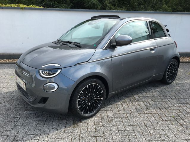 Fiat 500 La Prima Cabrio 42 kWh by Bocelli