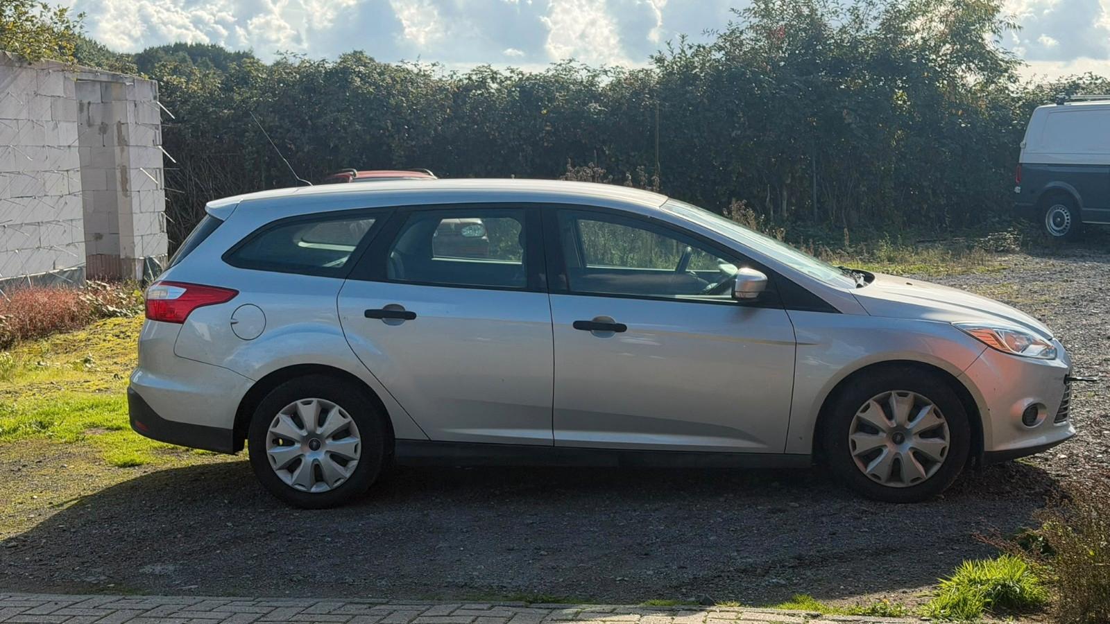 Ford Focus 2013 — photo 7
