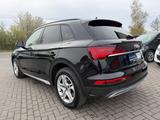 Audi Q5 40 TDI quattro advanced - Audi Q5: Schwarz