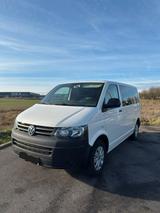 Volkswagen T5 Kombi/Bus 2.0 TDI 84 KW / 114 PS 8 Sitzer - Volkswagen T5 Kombi: 8 Sitzer