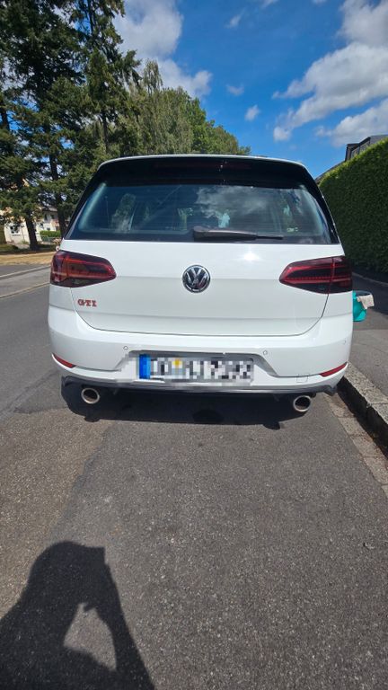 Image of Volkswagen Golf