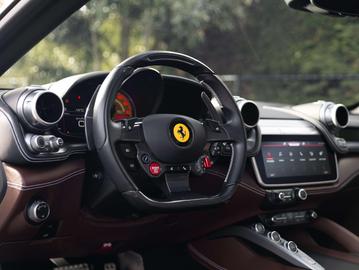 صورة 6 لـ 2021 Ferrari GTC4LUSSO