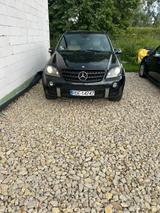 Mercedes-Benz ML 320 CDI 4MATIC -AMG Styling Black Edition 