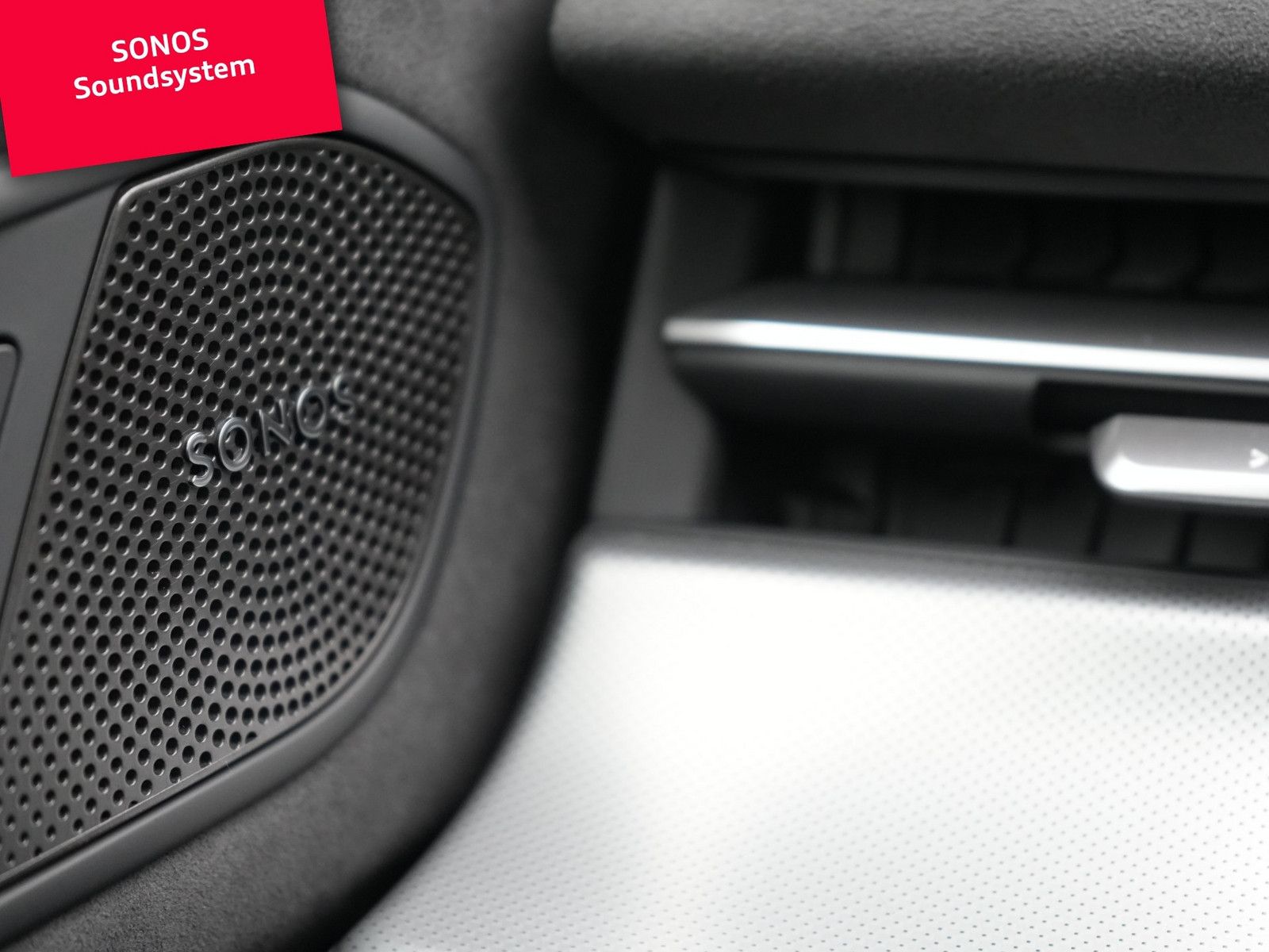 Audi Q3 e-hybrid S line SONOS PANO HUD NAVI VIRT PDC foto 6