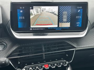 Peugeot 2008 PureTech 130 Allure | AHK - RCam - Navi