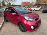 Kia Picanto FIFA World Cup Edition - Kia Picanto: Cup