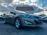 Hyundai i40 5 STAR EDITION SHZ + PDC + AHK + TEMP - Hyundai i40 aus 2014