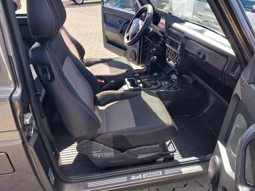 Lada Urban