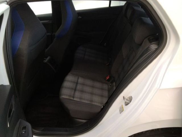 Volkswagen Golf VIII 1.5 DSG GTE Navi IQ.Light ACC DigCockp foto 5