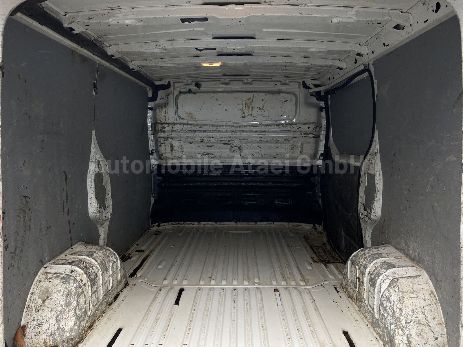 Fahrzeugabbildung Opel Vivaro Kasten L1H1 2,9t 8075